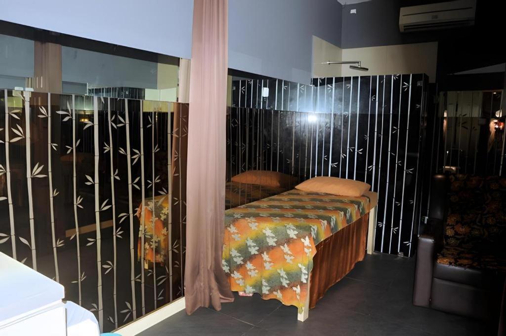 Hotel Cemerlang Bandung Ngoại thất bức ảnh