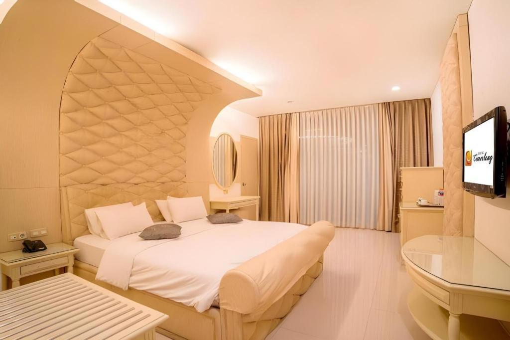 Hotel Cemerlang Bandung Ngoại thất bức ảnh