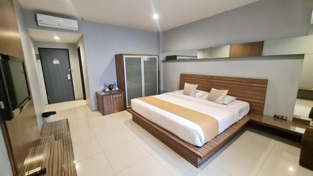 Hotel Cemerlang Bandung Ngoại thất bức ảnh
