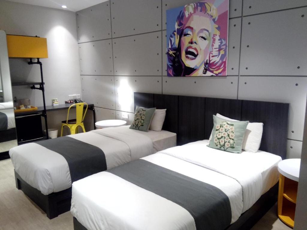 Hotel Cemerlang Bandung Ngoại thất bức ảnh