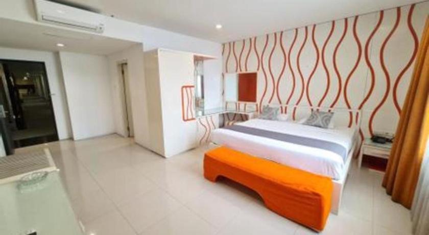 Hotel Cemerlang Bandung Ngoại thất bức ảnh