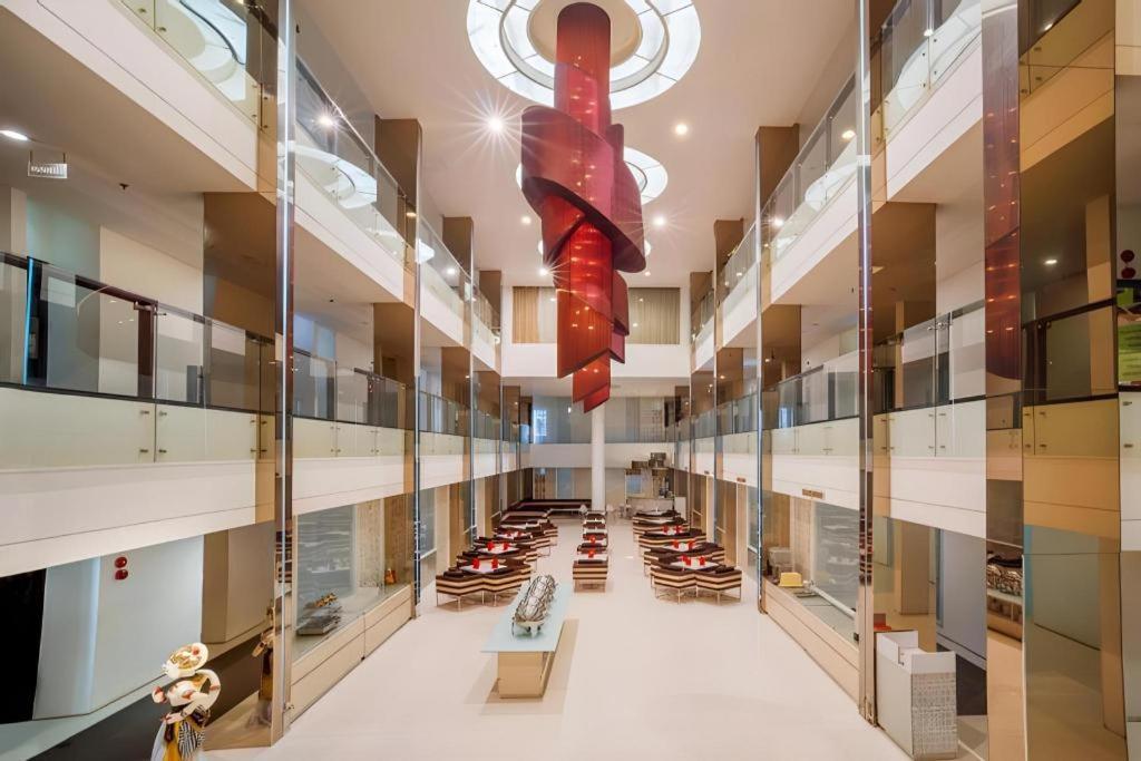 Hotel Cemerlang Bandung Ngoại thất bức ảnh